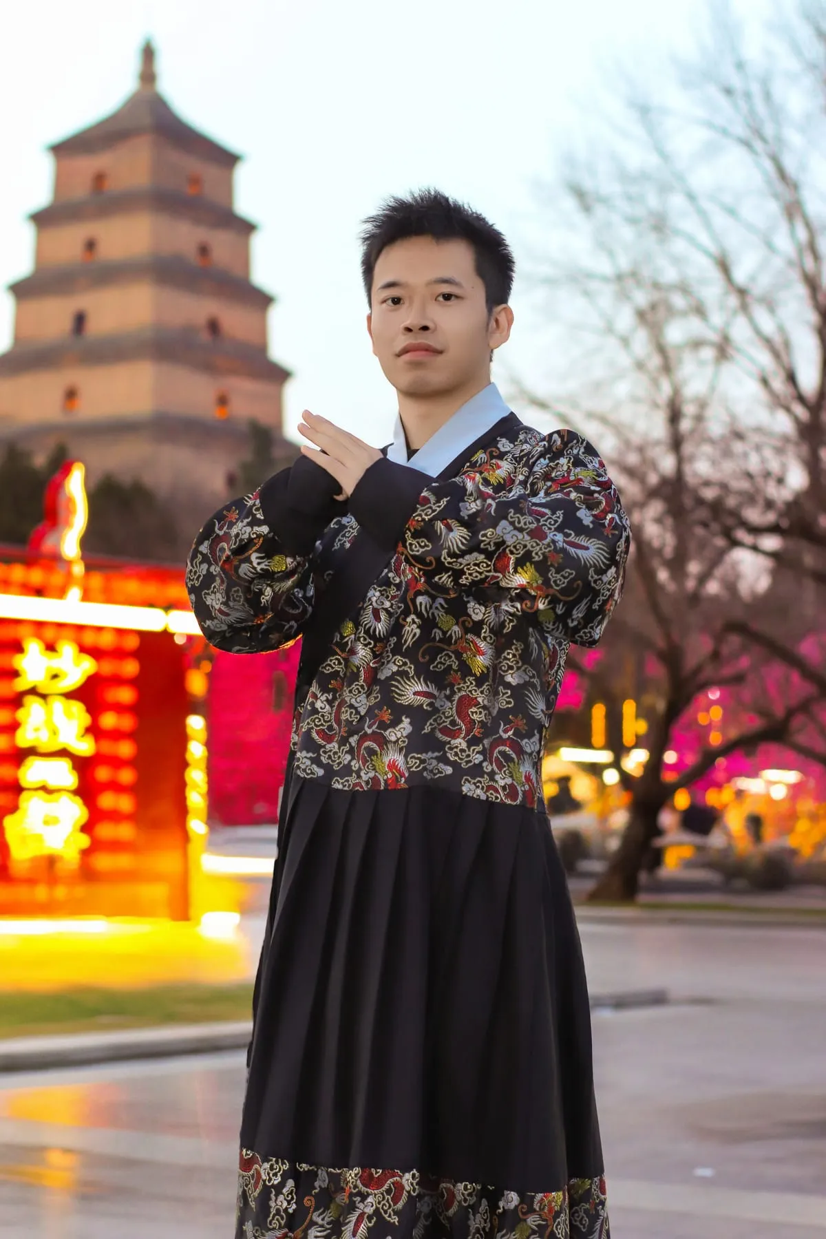 抱拳